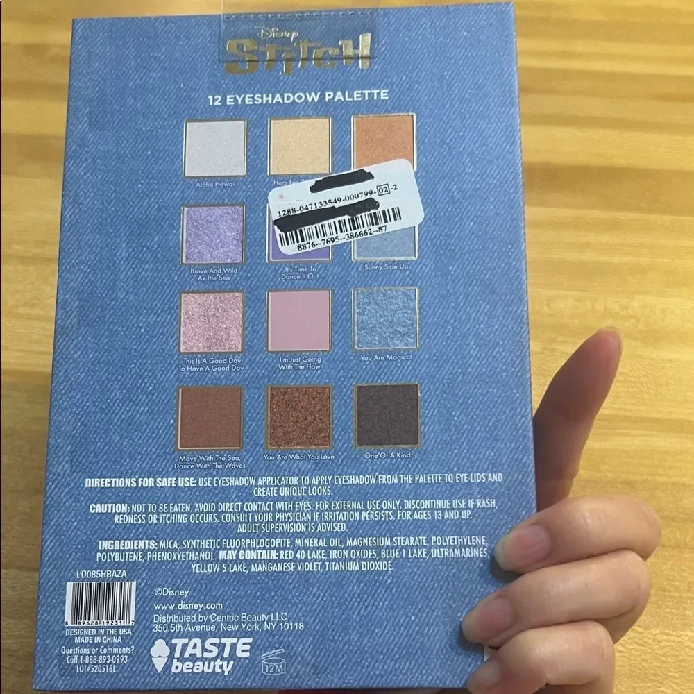 #1172+ Disney Stitch Eyeshadow Palette